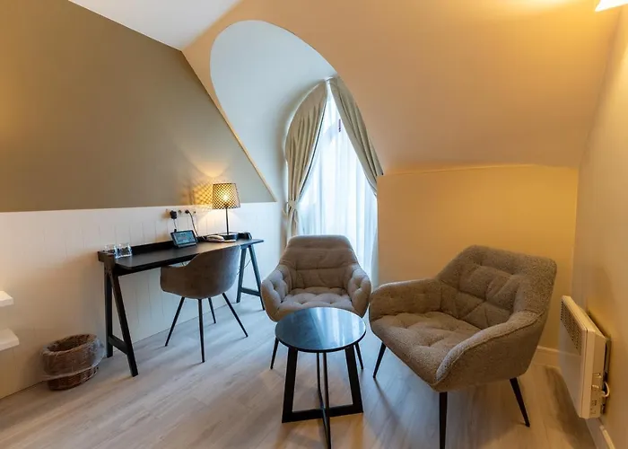 Hotel Acacia